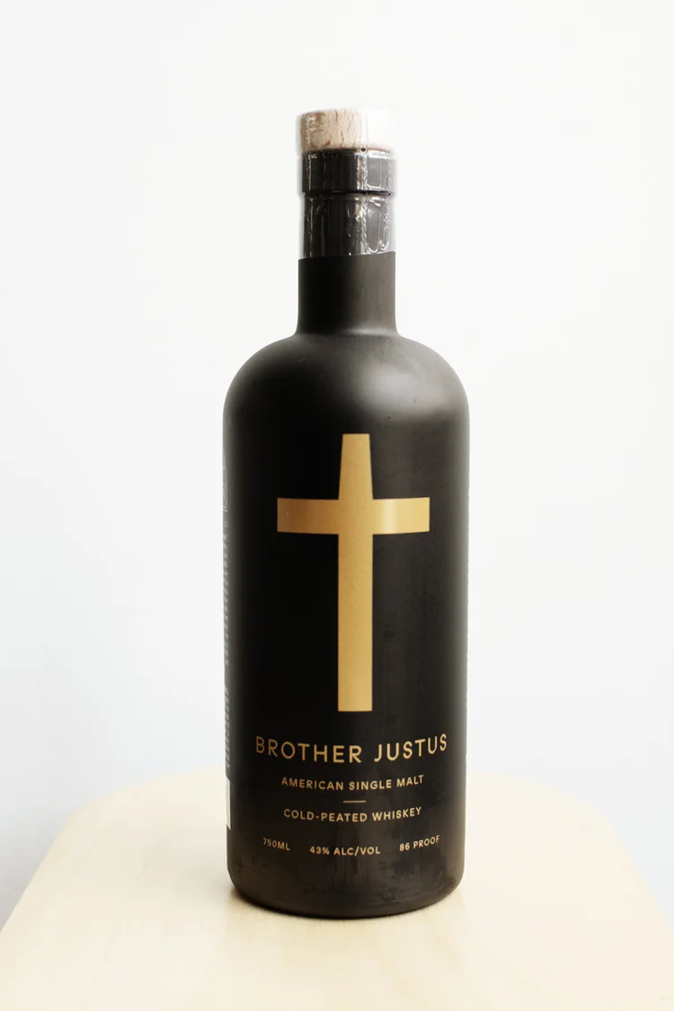 ウイスキー  Household Scotch Whisky Royal Household Scotch Whisky | Japanese Whisky | dekantā